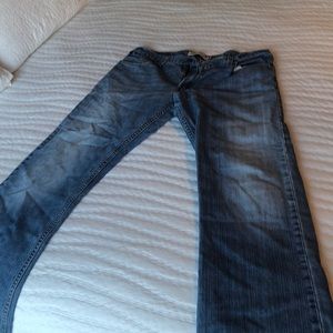 Levi jeans